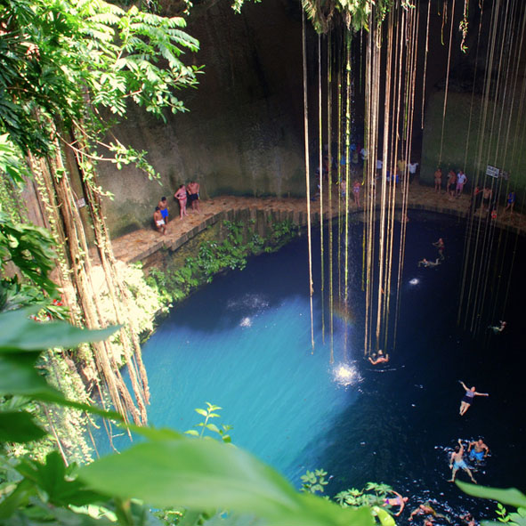 Visitar el Cenote Ik Kil en Yucatán 
